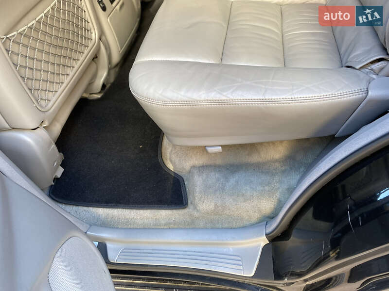 Внедорожник / Кроссовер Toyota Land Cruiser 2006 в Новых Петровцах фото 12 Внедорожник / Кроссовер Toyota Land Cruiser 2006 в Новых Петровцах