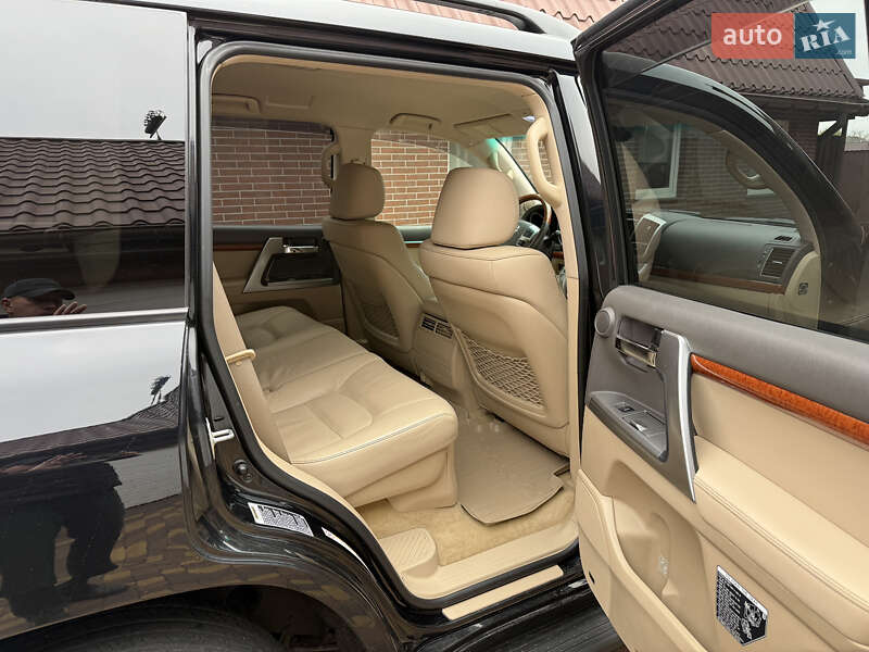 Внедорожник / Кроссовер Toyota Land Cruiser 2013 в Киеве