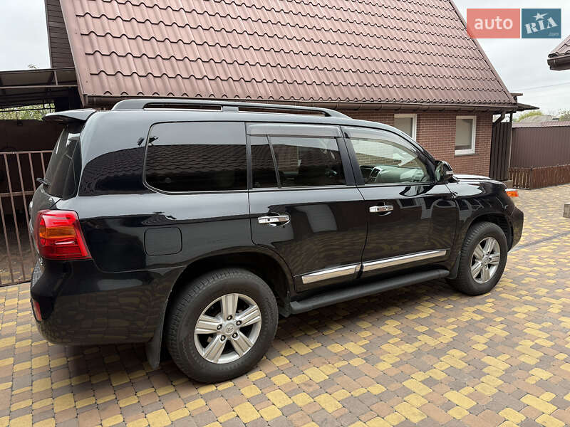 Внедорожник / Кроссовер Toyota Land Cruiser 2013 в Киеве