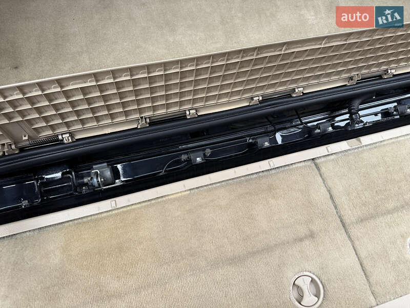 Внедорожник / Кроссовер Toyota Land Cruiser 2013 в Киеве