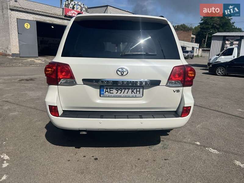 Внедорожник / Кроссовер Toyota Land Cruiser 2013 в Днепре фото 6 Внедорожник / Кроссовер Toyota Land Cruiser 2013 в Днепре