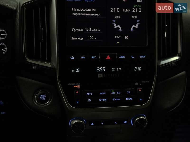 Внедорожник / Кроссовер Toyota Land Cruiser 2017 в Полтаве фото 14 Внедорожник / Кроссовер Toyota Land Cruiser 2017 в Полтаве