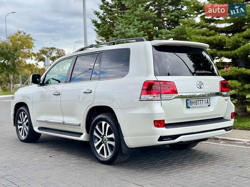 Позашляховик / Кросовер Toyota Land Cruiser 2018 в Одесі фото 10 Позашляховик / Кросовер Toyota Land Cruiser 2018 в Одесі
