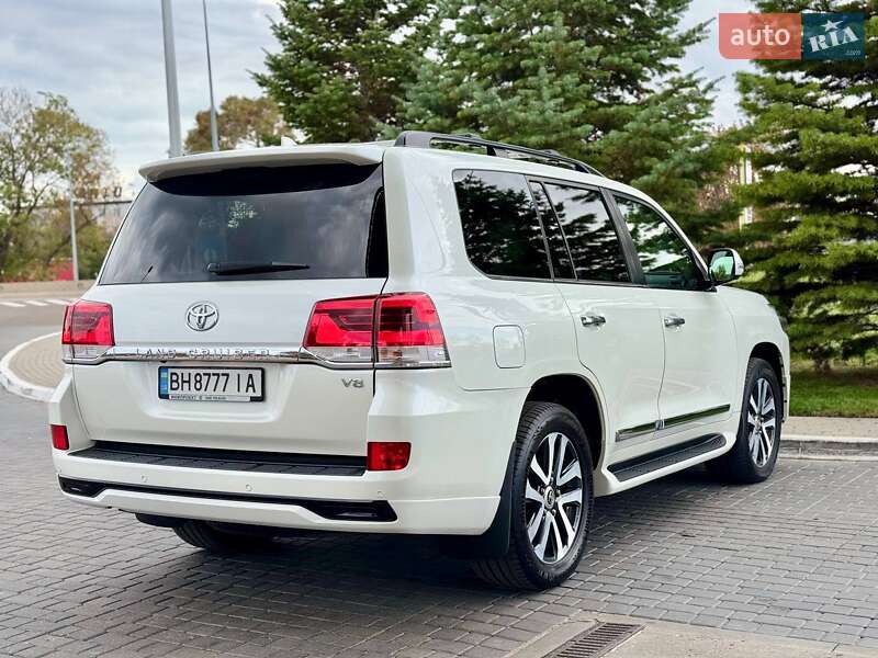 Позашляховик / Кросовер Toyota Land Cruiser 2018 в Одесі фото 13 Позашляховик / Кросовер Toyota Land Cruiser 2018 в Одесі