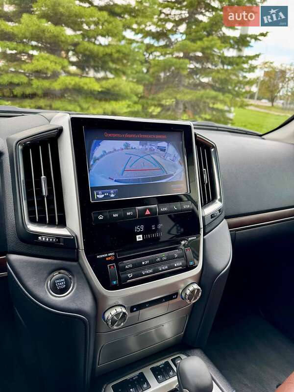 Позашляховик / Кросовер Toyota Land Cruiser 2018 в Одесі фото 26 Позашляховик / Кросовер Toyota Land Cruiser 2018 в Одесі