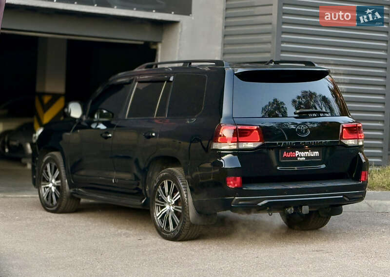 Внедорожник / Кроссовер Toyota Land Cruiser 2015 в Харькове фото 6 Внедорожник / Кроссовер Toyota Land Cruiser 2015 в Харькове
