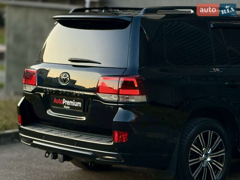 Внедорожник / Кроссовер Toyota Land Cruiser 2015 в Харькове фото 9 Внедорожник / Кроссовер Toyota Land Cruiser 2015 в Харькове