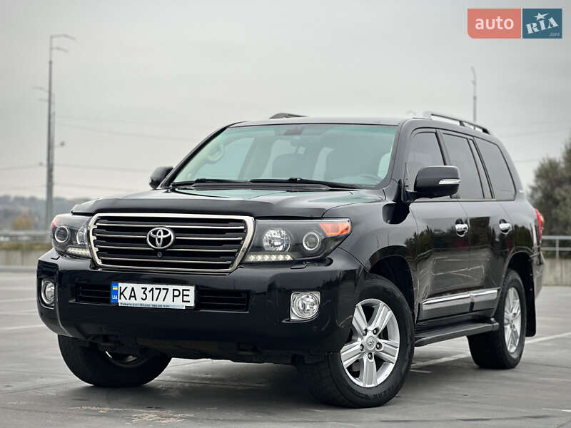 Внедорожник / Кроссовер Toyota Land Cruiser 2014 в Киеве