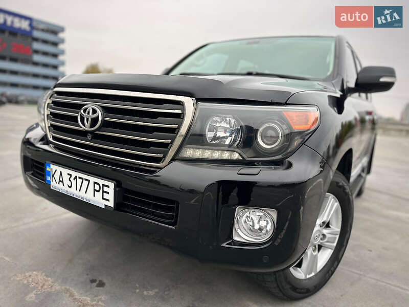 Внедорожник / Кроссовер Toyota Land Cruiser 2014 в Киеве