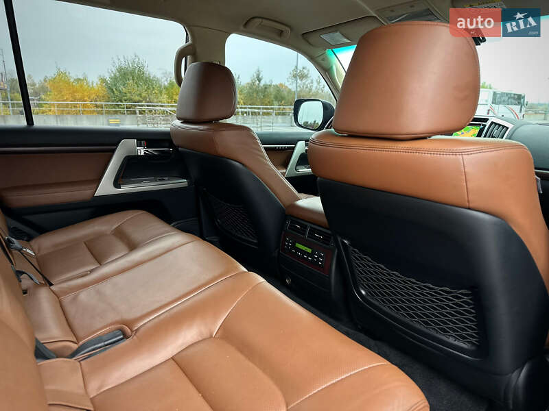Внедорожник / Кроссовер Toyota Land Cruiser 2014 в Киеве