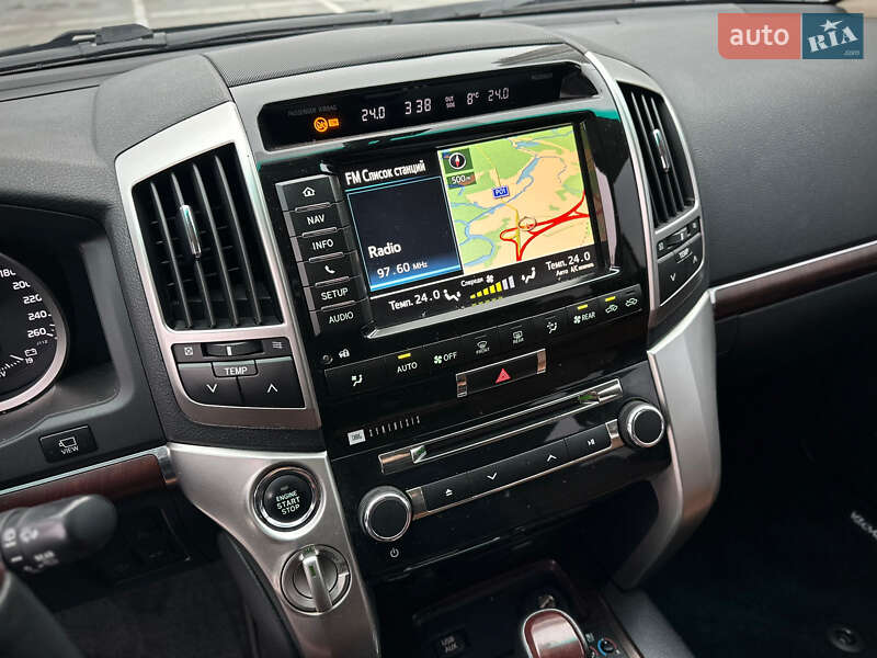Внедорожник / Кроссовер Toyota Land Cruiser 2014 в Киеве