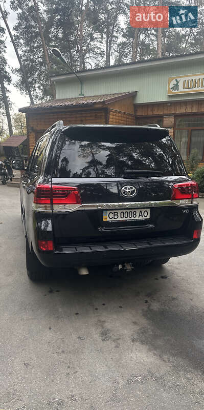 Внедорожник / Кроссовер Toyota Land Cruiser 2019 в Соснице