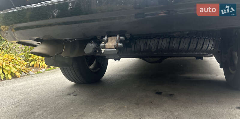 Внедорожник / Кроссовер Toyota Land Cruiser 2019 в Соснице