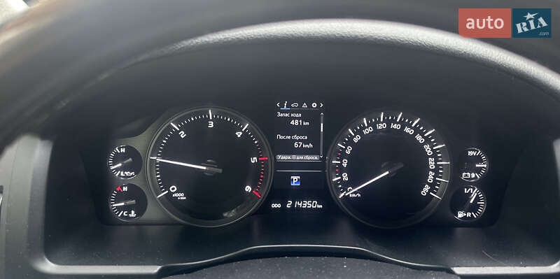 Внедорожник / Кроссовер Toyota Land Cruiser 2019 в Соснице