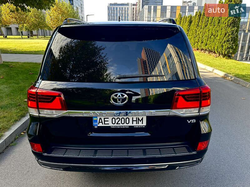 Внедорожник / Кроссовер Toyota Land Cruiser 2017 в Днепре фото 15 Внедорожник / Кроссовер Toyota Land Cruiser 2017 в Днепре