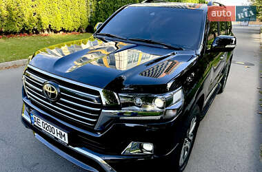 Внедорожник / Кроссовер Toyota Land Cruiser 2017 в Днепре