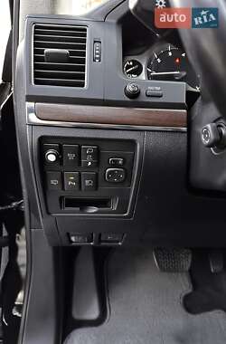 Внедорожник / Кроссовер Toyota Land Cruiser 2020 в 
