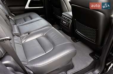 Внедорожник / Кроссовер Toyota Land Cruiser 2020 в 