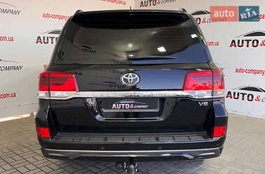 Внедорожник / Кроссовер Toyota Land Cruiser 2017 в 