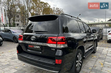 Позашляховик / Кросовер Toyota Land Cruiser 2016 в  фото 14 Позашляховик / Кросовер Toyota Land Cruiser 2016 в
