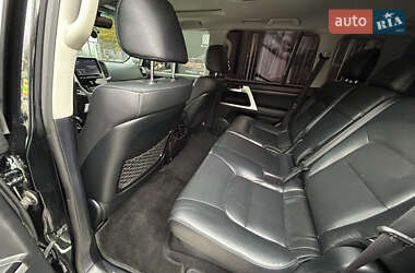 Позашляховик / Кросовер Toyota Land Cruiser 2016 в  фото 29 Позашляховик / Кросовер Toyota Land Cruiser 2016 в
