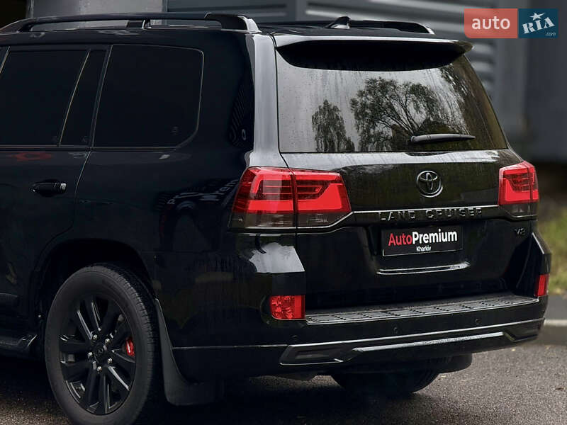 Внедорожник / Кроссовер Toyota Land Cruiser 2017 в Харькове фото 11 Внедорожник / Кроссовер Toyota Land Cruiser 2017 в Харькове