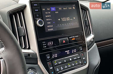 Внедорожник / Кроссовер Toyota Land Cruiser 2019 в 