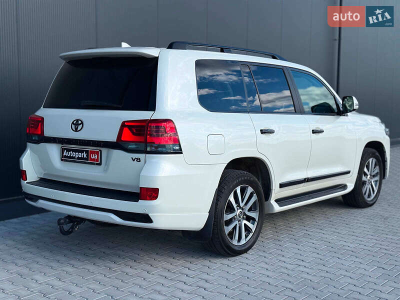 Внедорожник / Кроссовер Toyota Land Cruiser 2016 в Львове