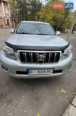 Внедорожник / Кроссовер Toyota Land Cruiser 2010 в Николаеве Внедорожник / Кроссовер Toyota Land Cruiser 2010 в Николаеве