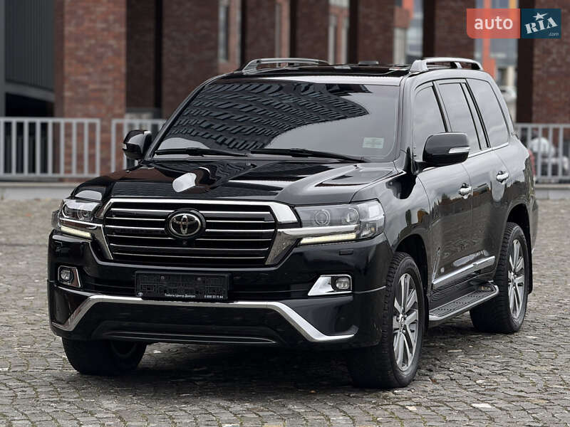 Внедорожник / Кроссовер Toyota Land Cruiser 2017 в Днепре