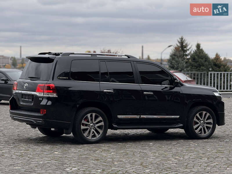 Внедорожник / Кроссовер Toyota Land Cruiser 2017 в Днепре
