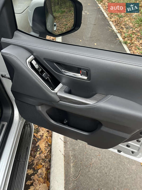 Внедорожник / Кроссовер Toyota Land Cruiser 2021 в Киеве фото 15 Внедорожник / Кроссовер Toyota Land Cruiser 2021 в Киеве