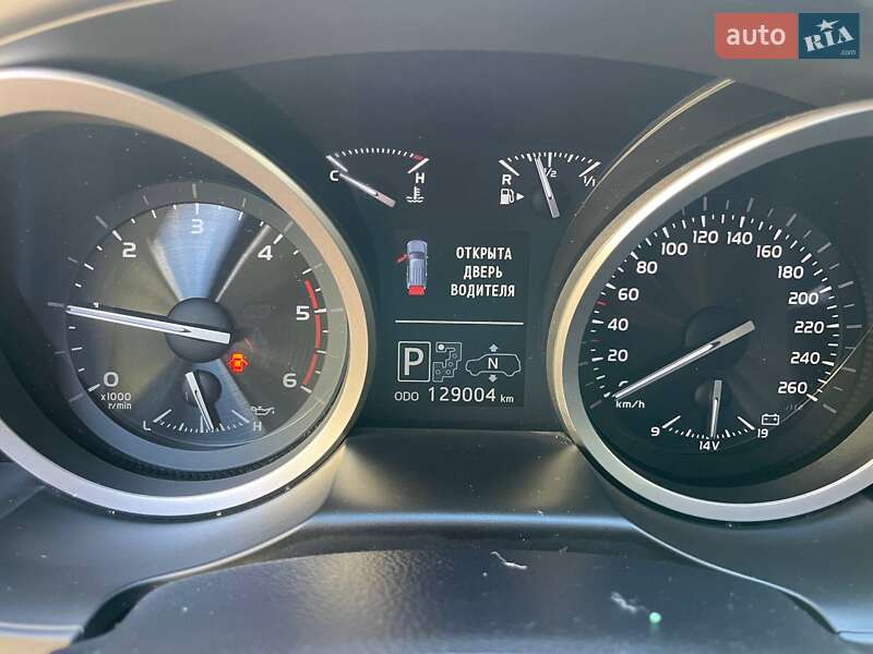 Внедорожник / Кроссовер Toyota Land Cruiser 2013 в Киеве фото 27 Внедорожник / Кроссовер Toyota Land Cruiser 2013 в Киеве