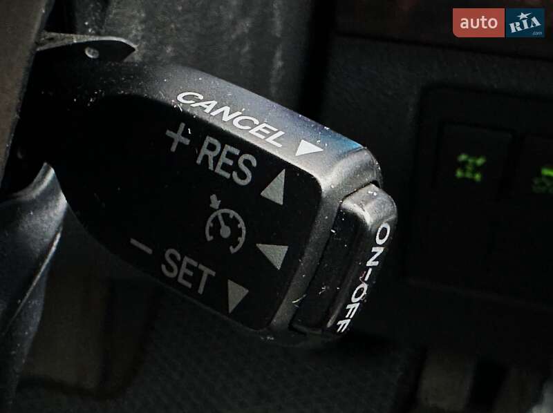 Внедорожник / Кроссовер Toyota Land Cruiser 2008 в Киеве фото 38 Внедорожник / Кроссовер Toyota Land Cruiser 2008 в Киеве