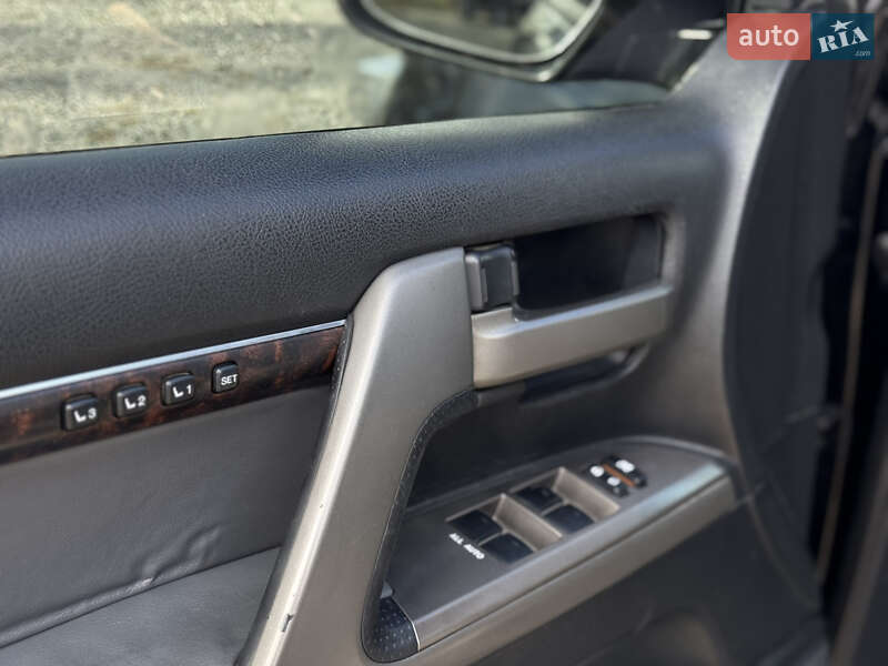 Позашляховик / Кросовер Toyota Land Cruiser 2007 в Умані