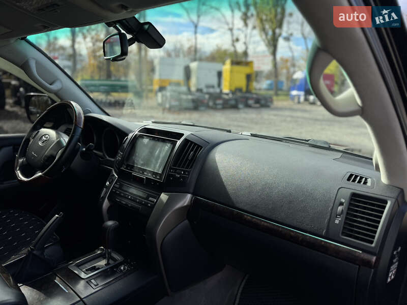 Позашляховик / Кросовер Toyota Land Cruiser 2007 в Умані