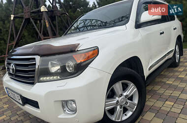 Позашляховик / Кросовер Toyota Land Cruiser 2014 в Дніпрі