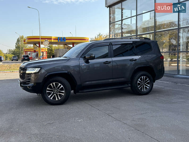 Внедорожник / Кроссовер Toyota Land Cruiser 2021 в Харькове