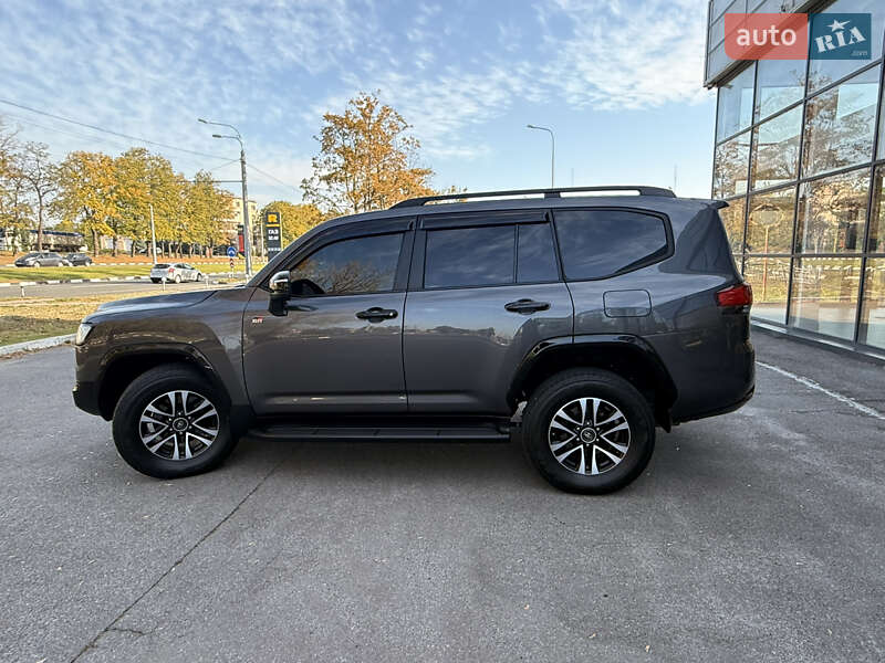 Внедорожник / Кроссовер Toyota Land Cruiser 2021 в Харькове