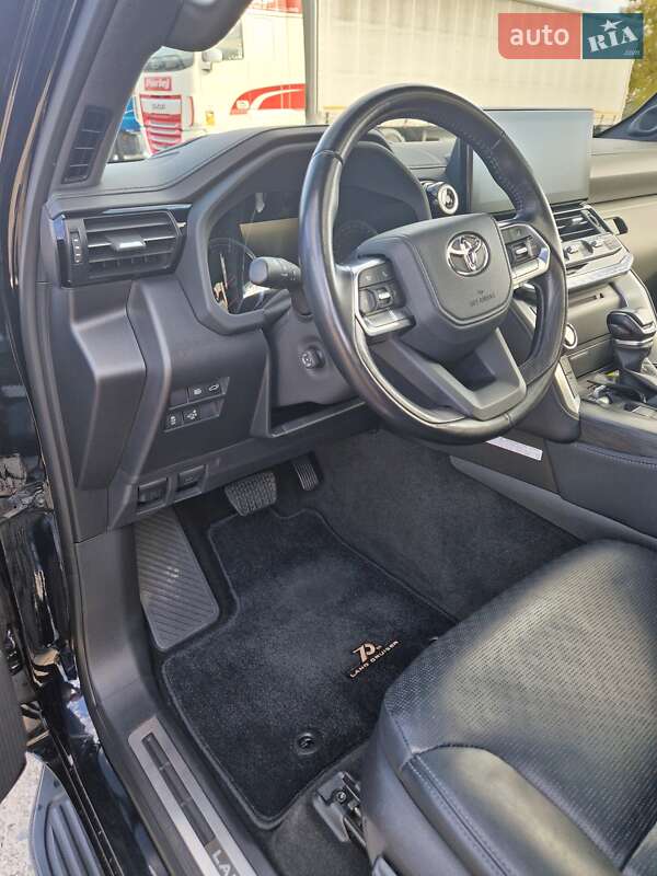 Внедорожник / Кроссовер Toyota Land Cruiser 2022 в Харькове фото 14 Внедорожник / Кроссовер Toyota Land Cruiser 2022 в Харькове