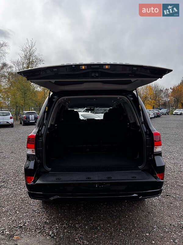 Позашляховик / Кросовер Toyota Land Cruiser 2015 в Черкасах фото 22 Позашляховик / Кросовер Toyota Land Cruiser 2015 в Черкасах