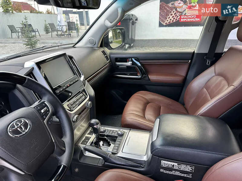 Внедорожник / Кроссовер Toyota Land Cruiser 2019 в Кропивницком