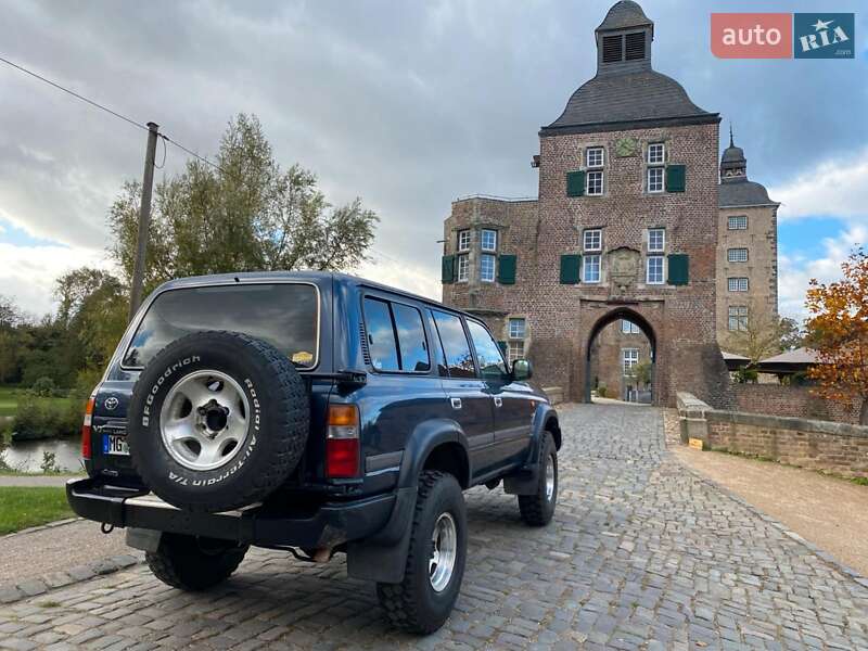 Внедорожник / Кроссовер Toyota Land Cruiser 1990 в Покровске фото 9 Внедорожник / Кроссовер Toyota Land Cruiser 1990 в Покровске