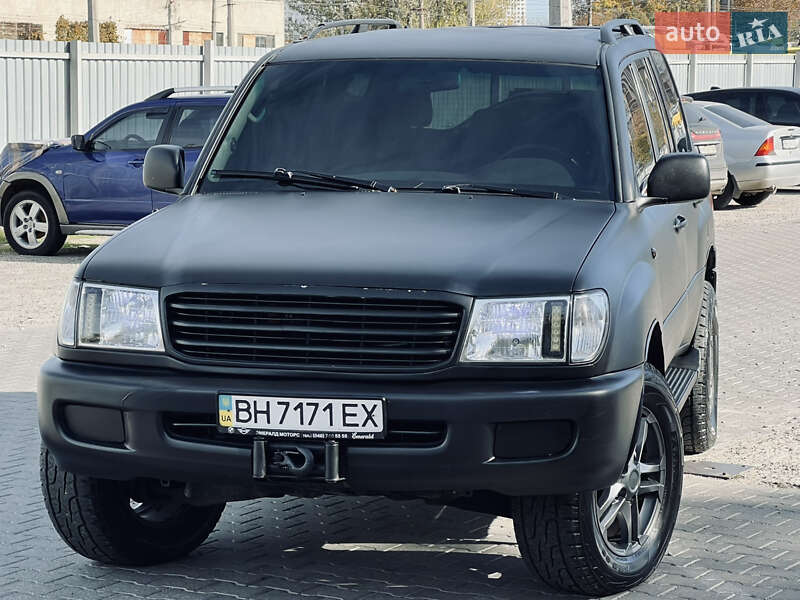 Позашляховик / Кросовер Toyota Land Cruiser 1999 в Одесі фото 6 Позашляховик / Кросовер Toyota Land Cruiser 1999 в Одесі