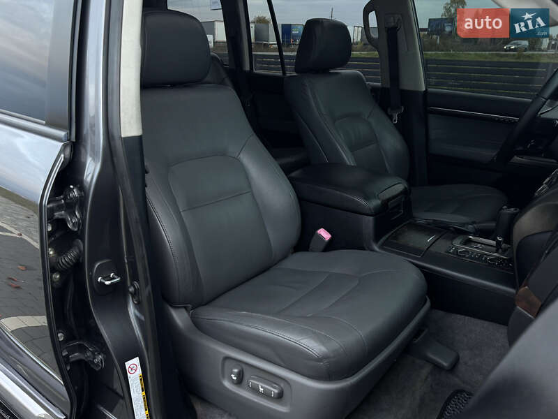 Внедорожник / Кроссовер Toyota Land Cruiser 2010 в Мукачево