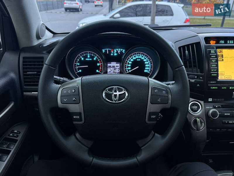 Внедорожник / Кроссовер Toyota Land Cruiser 2010 в Мукачево