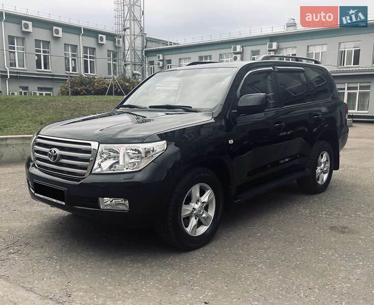 Toyota Land Cruiser 2011 Toyota Land Cruiser 2011