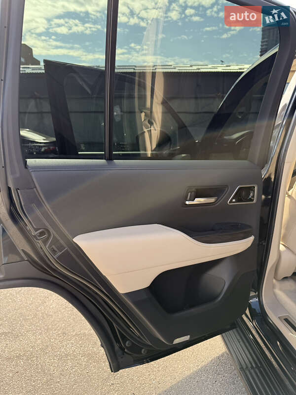 Внедорожник / Кроссовер Toyota Land Cruiser 2021 в Киеве фото 34 Внедорожник / Кроссовер Toyota Land Cruiser 2021 в Киеве