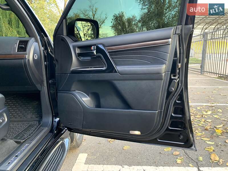 Внедорожник / Кроссовер Toyota Land Cruiser 2019 в Кривом Роге