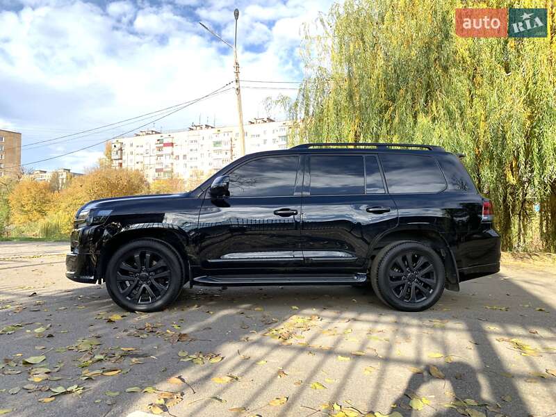 Внедорожник / Кроссовер Toyota Land Cruiser 2019 в Кривом Роге